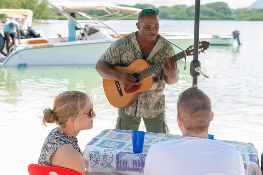 Mauritius: Speedboat Ile aux Cerfs, GRSE Waterfall, BBQ, Bar - Timing, safety, and practical limits