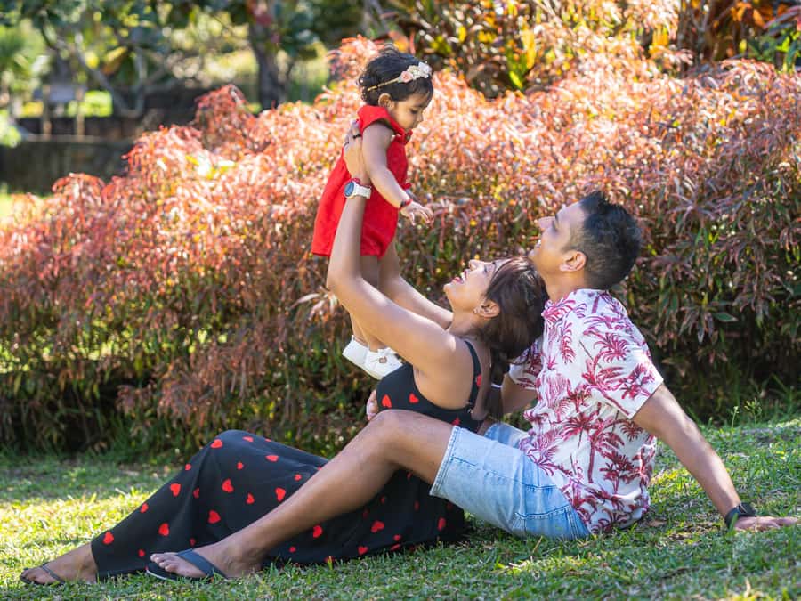 Mauritius: Sunset photoshoot (Honeymoon/family shoots) - Who will feel most comfortable here