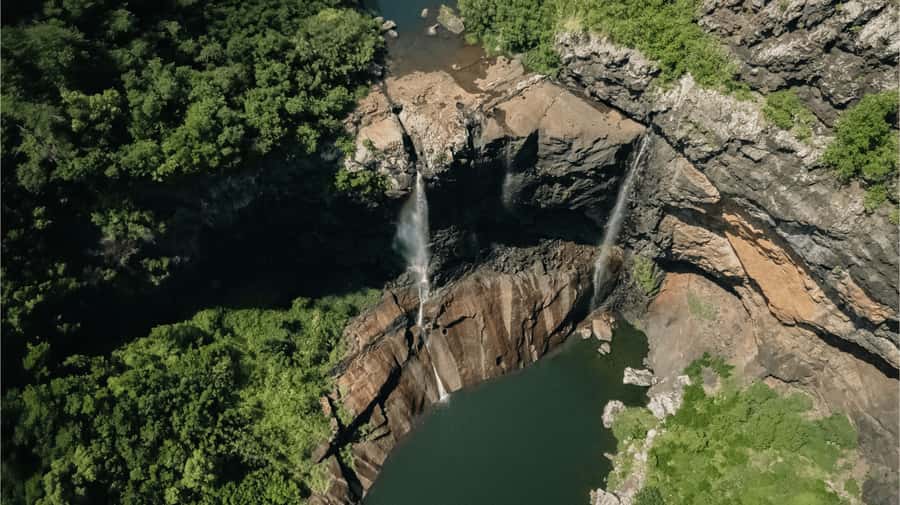 Mauritius: Tamarind Falls Highlights 3-Hour Hiking Trip - Tamarind Falls Hiking Trip: Key Points