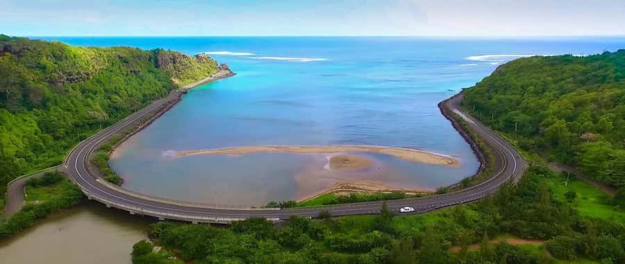 Mauritius: Vanilla Park & Beaches Tour with Extra Option - Gris Gris and the rough southern coast