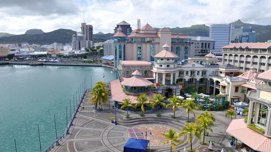 North Tour: Port Louis, Caudan, Citadelle, Botanical Garden - A Private Sedan Changes the Pace