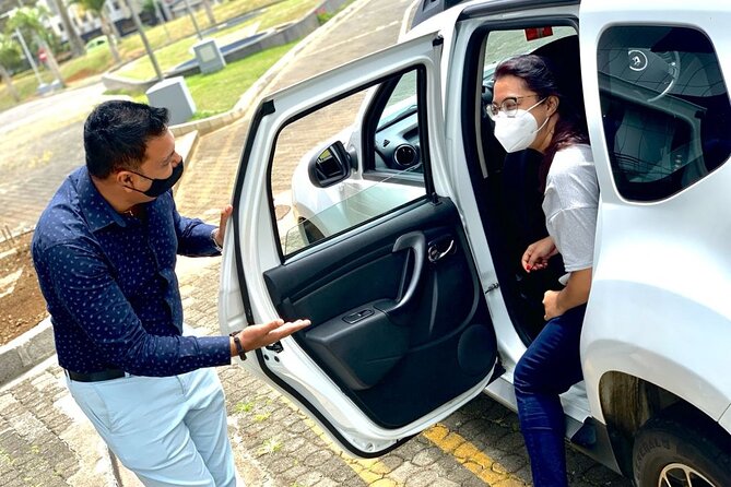 Private Airport-Hotel Transfers in Mauritius - What the drive is like for a small group