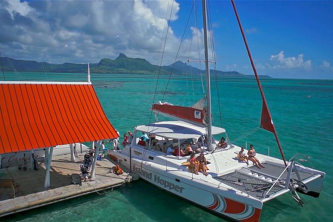 Private Charter Full Day Cruise: Île aux Cerfs - Lunch choices and the real price
