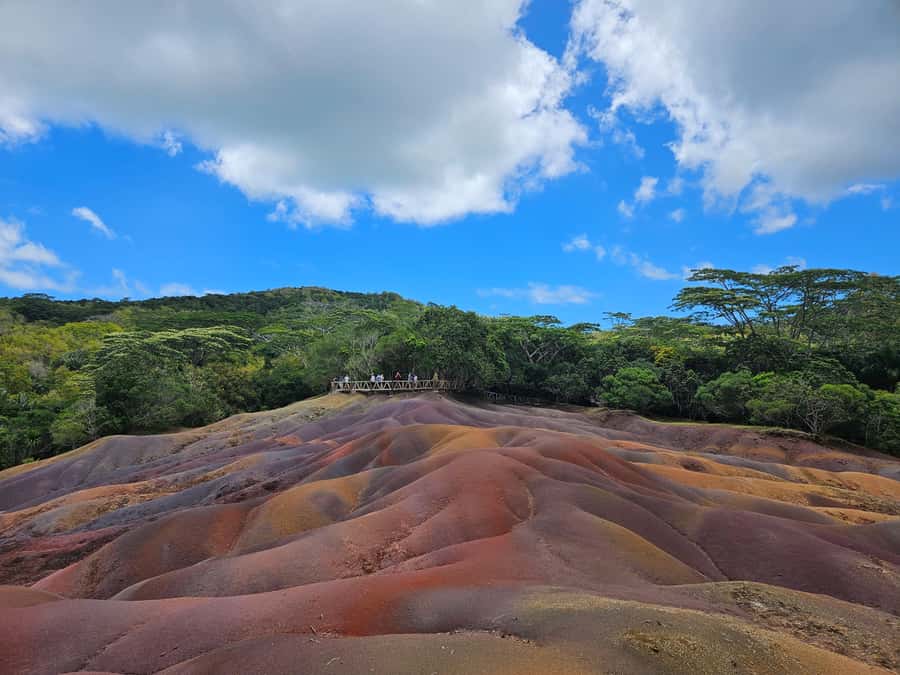 PRIVATE FULL-DAY NORTH AND SOUTH TOUR - Marie Reine De La Paix and the view over Port Louis