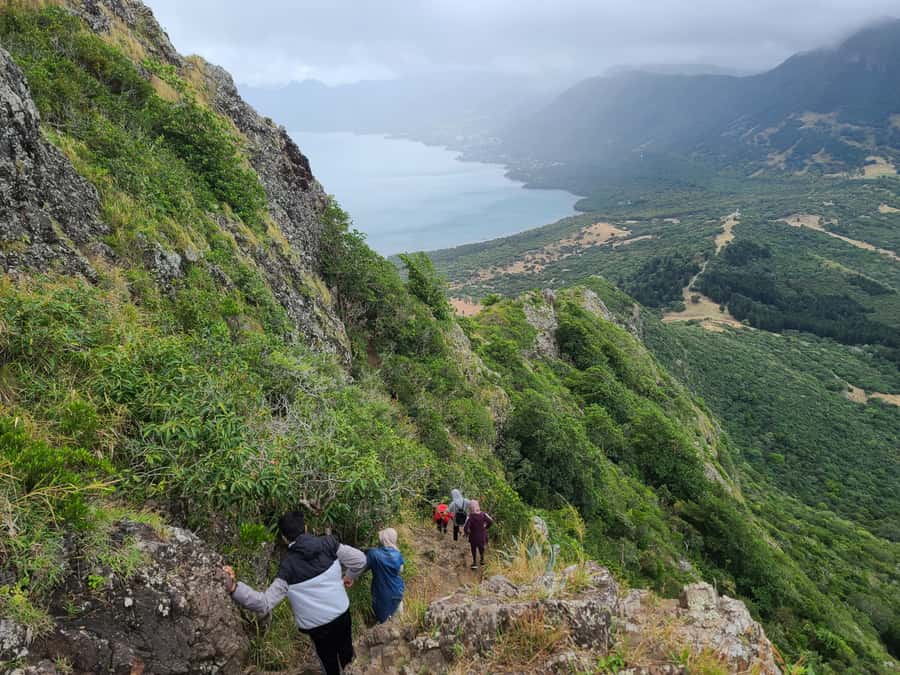 PRIVATE LeMorne Mountain Picturesque Hike-UNESCO Recognised - Reaching the top of Le Morne