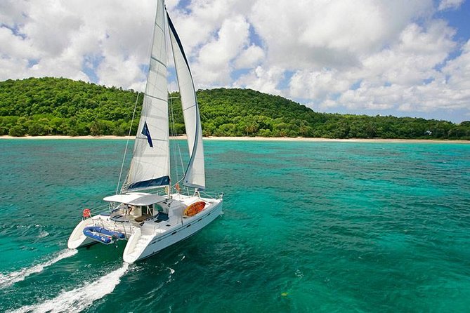Spectacular Catamaran trip to Ile Aux Cerf with Lunch & Transfer - Why this Mauritius day trip works