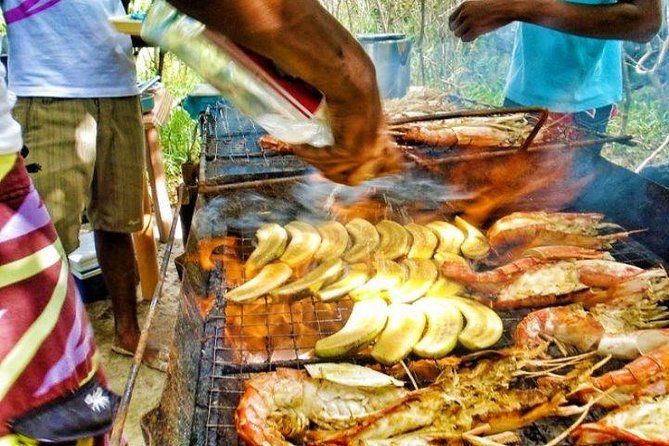 Speedboat Ile aux Cerfs + GRSE Waterfall, BBQ and Bar - A fast start from Trou d’Eau Douce