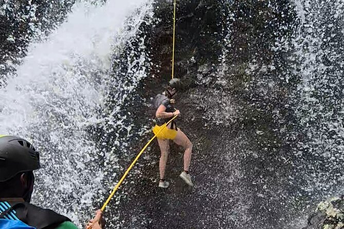 Tamarind Falls Abseiling - The guide team is a major part of the value