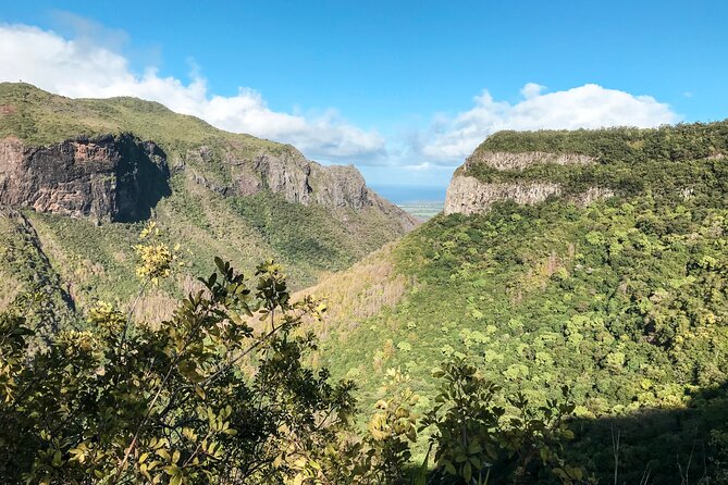 The Tamarind Falls (7 Cascades) Adventure - Waterfall massage, natural jacuzzi, and fish pedicure