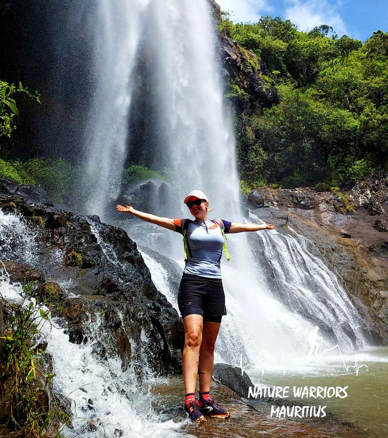 Vacoas-Phoenix: Private Hiking Tour to Tamarind Falls - Entering the canyon after 30 minutes