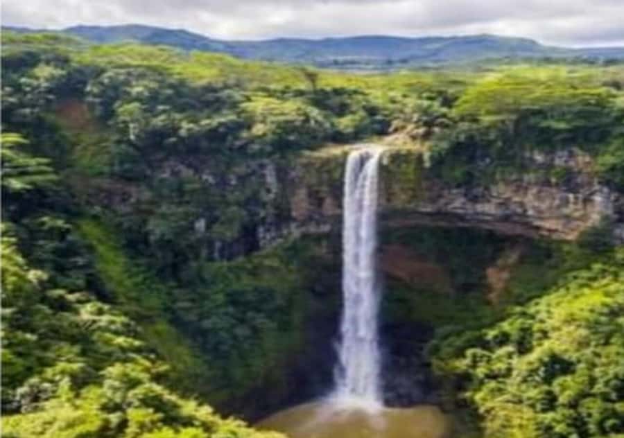 Wild South West Private Tour with pick up - Trou aux Cerfs and Curepipe’s volcanic viewpoint