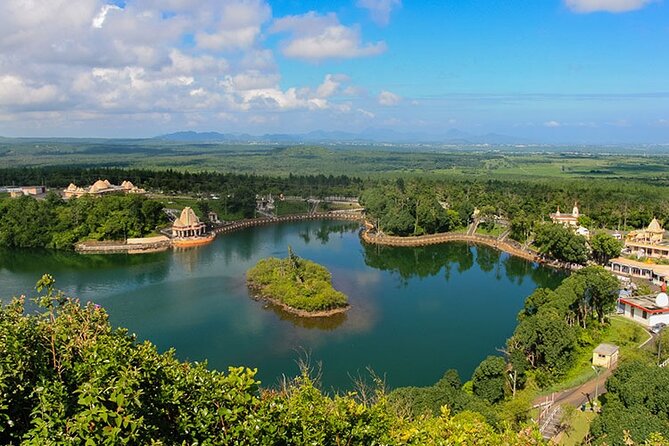 Wild South with Waterfalls & Rare Exotic Viewpoints with Lunch - Why this private southern Mauritius route works